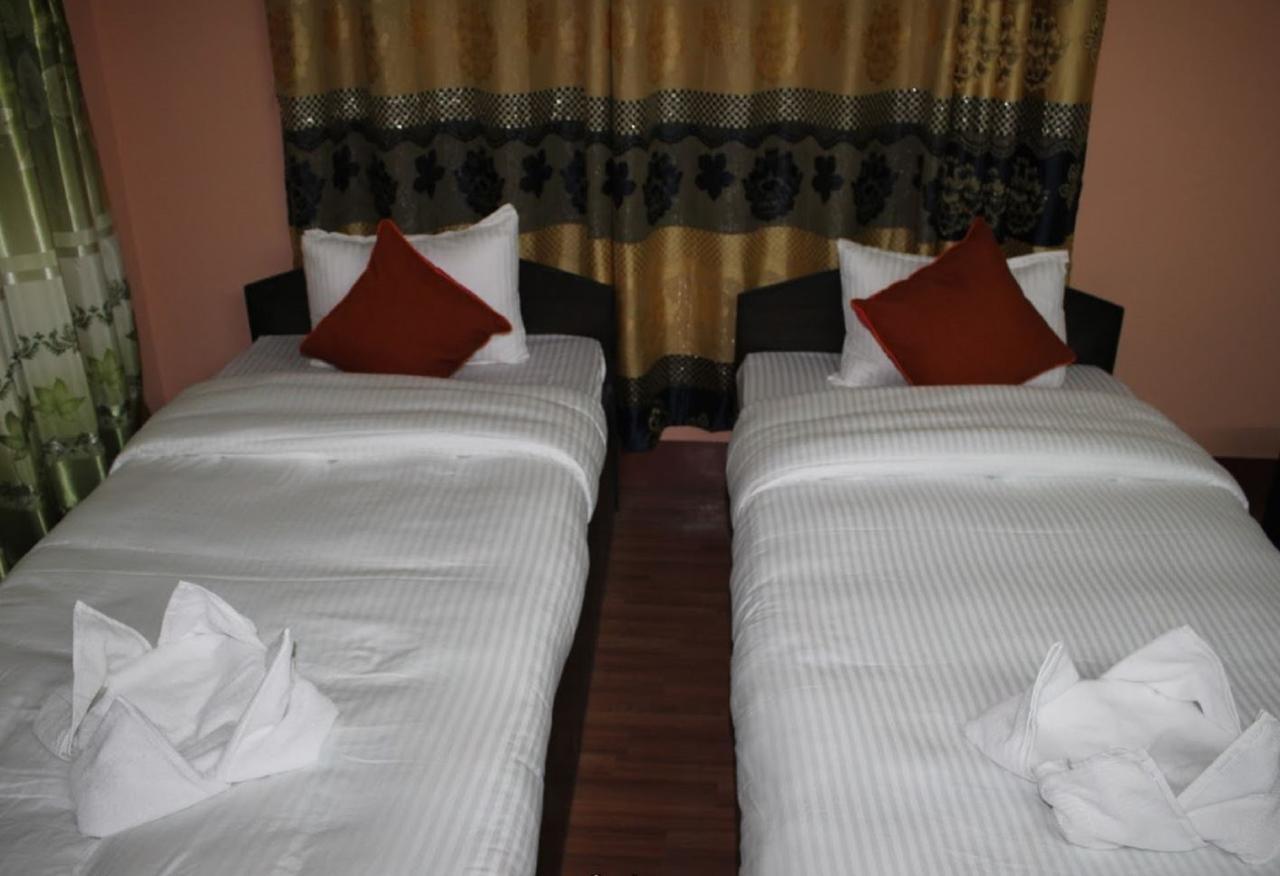 كاتماندو Travellers Dorm Bed & Breakfast المظهر الخارجي الصورة