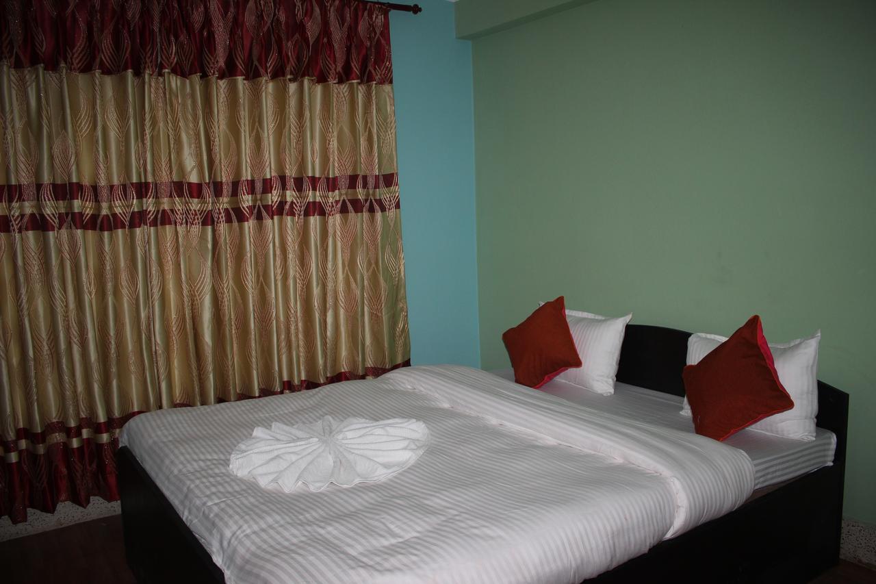 كاتماندو Travellers Dorm Bed & Breakfast المظهر الخارجي الصورة
