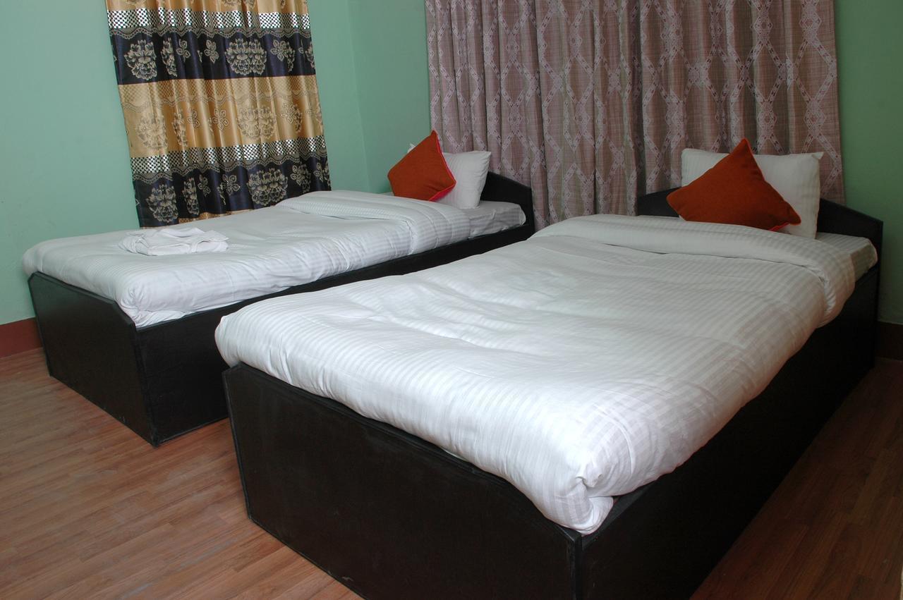 كاتماندو Travellers Dorm Bed & Breakfast المظهر الخارجي الصورة