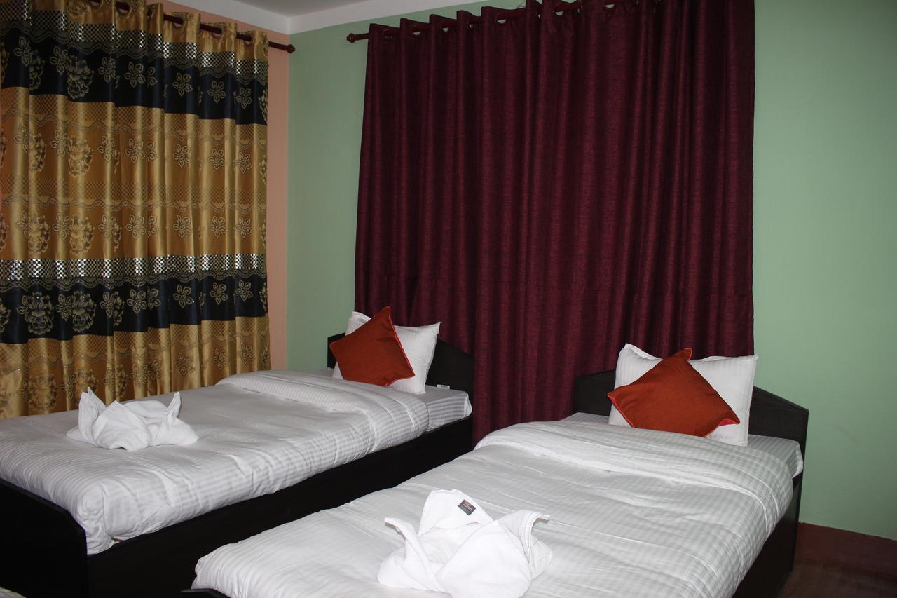 كاتماندو Travellers Dorm Bed & Breakfast المظهر الخارجي الصورة