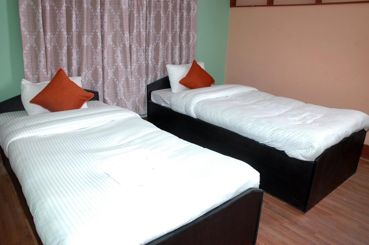 كاتماندو Travellers Dorm Bed & Breakfast المظهر الخارجي الصورة