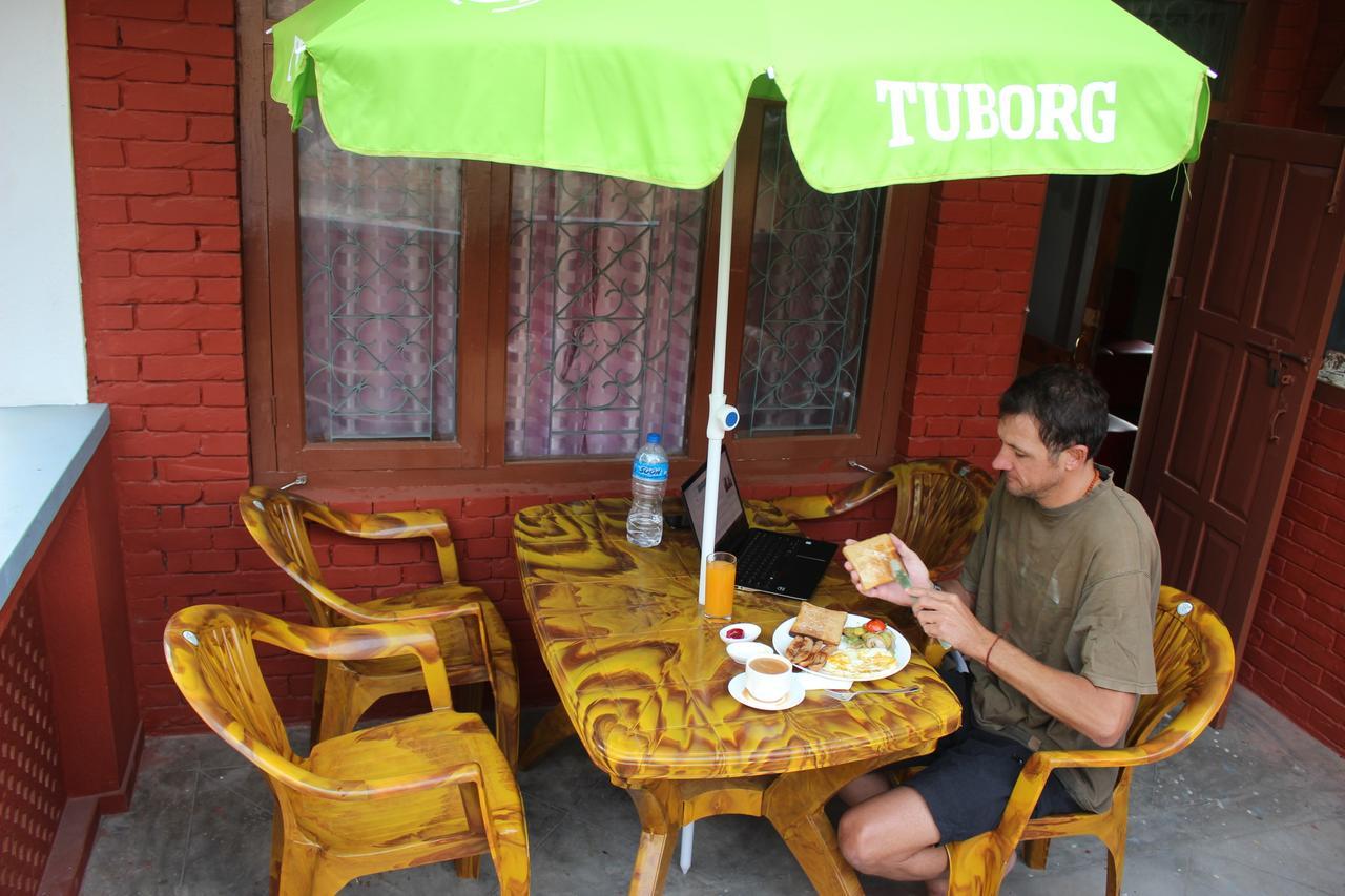 كاتماندو Travellers Dorm Bed & Breakfast المظهر الخارجي الصورة