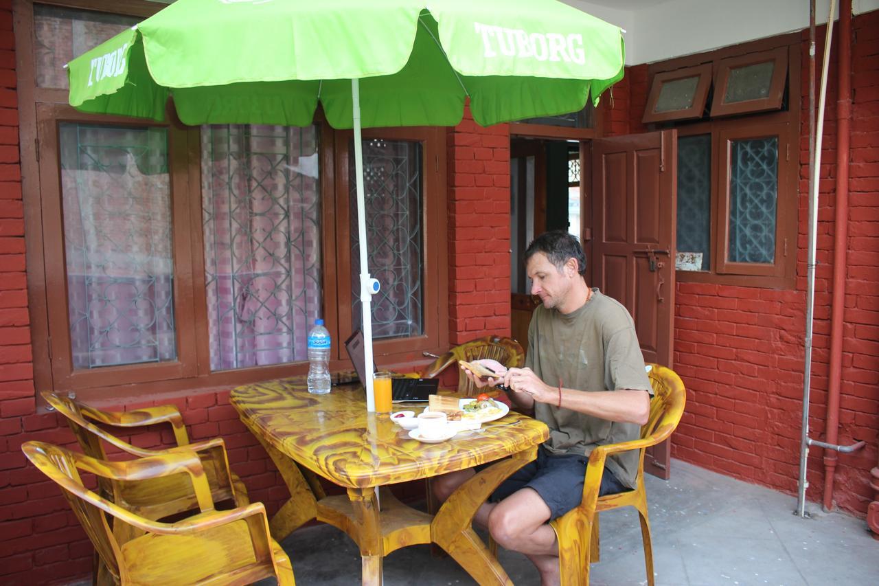 كاتماندو Travellers Dorm Bed & Breakfast المظهر الخارجي الصورة