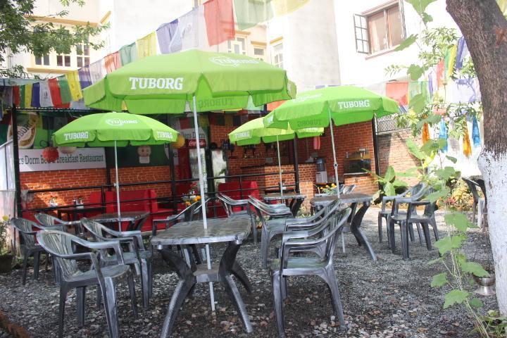 كاتماندو Travellers Dorm Bed & Breakfast المظهر الخارجي الصورة