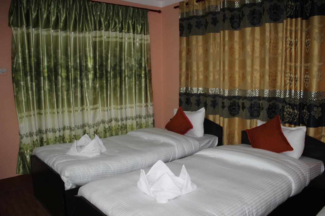 كاتماندو Travellers Dorm Bed & Breakfast المظهر الخارجي الصورة